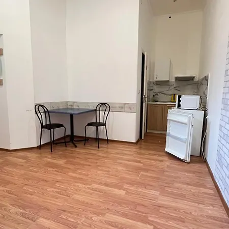 затишна в центрі Apartmán Lvov