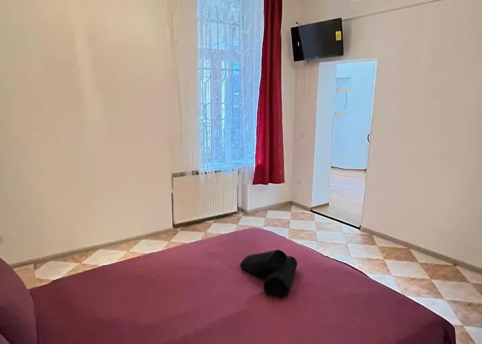 затишна в центрі Apartament *